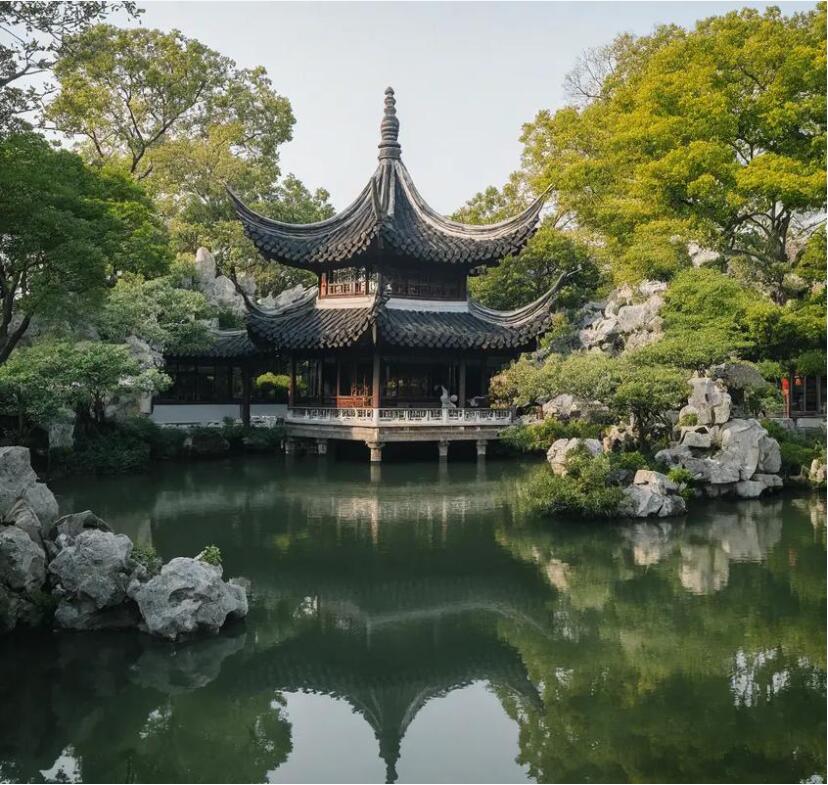 郴州青曼餐饮有限公司